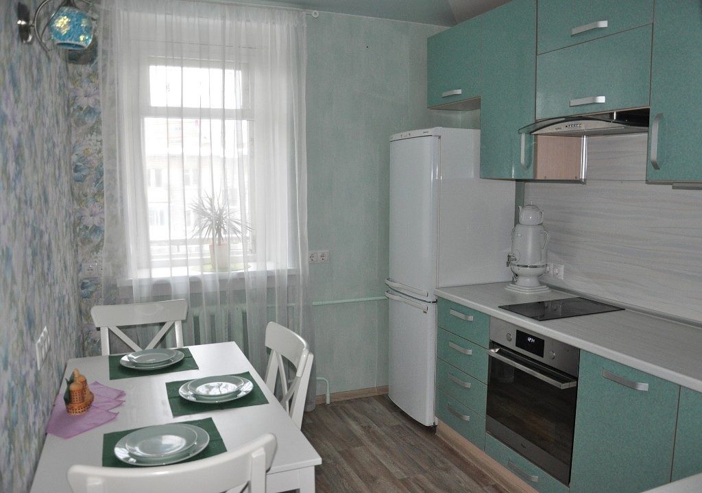 Rideau en tulle blanc translucide