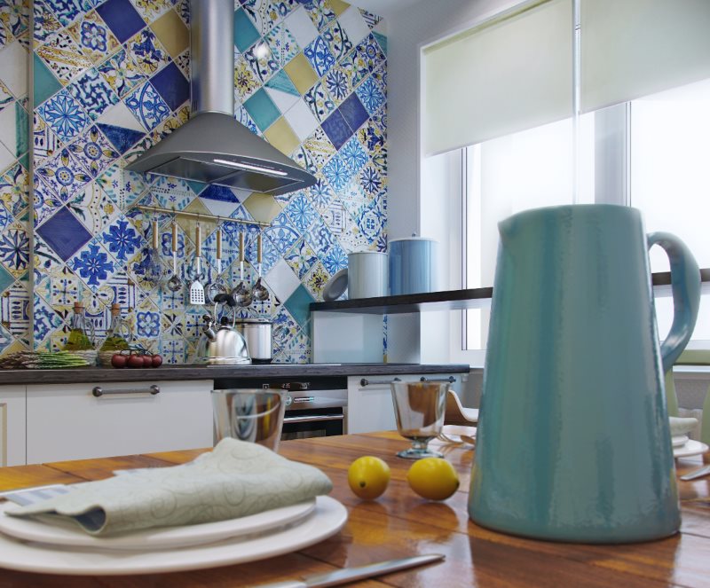 Πολύχρωμα πλακίδια