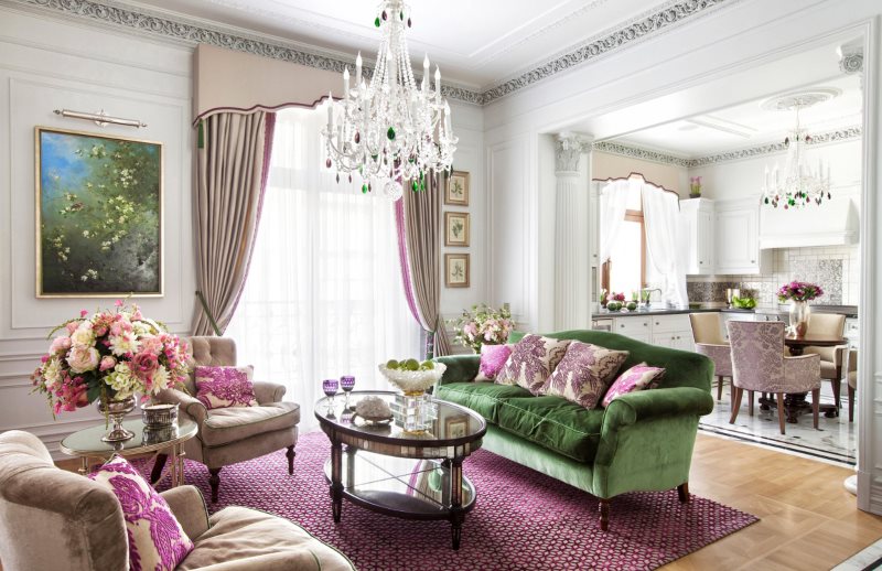 Λευκοί τοίχοι της κλασικής κουζίνας-σαλόνι