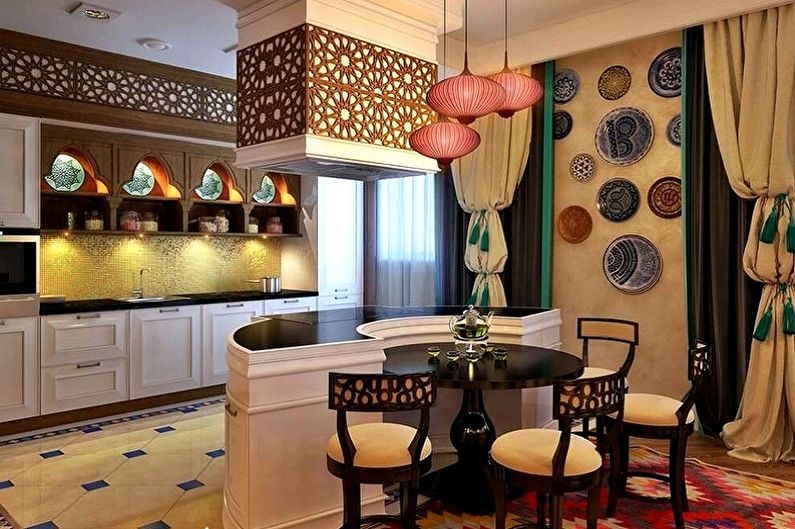 Diseño de cocina de estilo oriental con paredes de color beige.