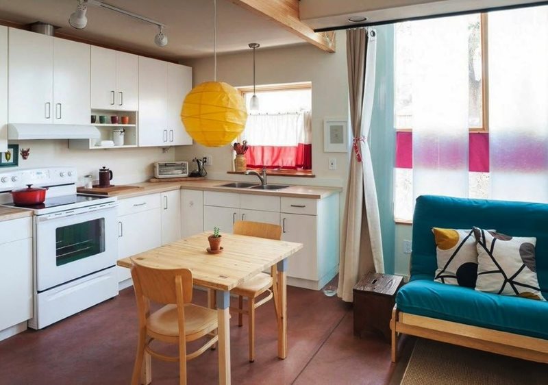 Sudut terletak di ruang tamu dapur sebuah rumah persendirian