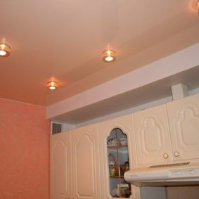 Προβολείς σε καμβά οροφής τέντας