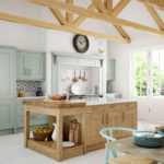 จันทันไม้ในการตกแต่งภายในของห้องครัว