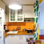 Tablier de tuile jaune