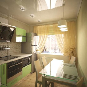 Cortinas bege de tecido translúcido