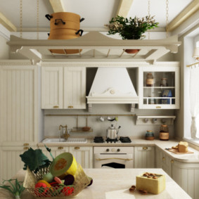 Móveis de madeira clara