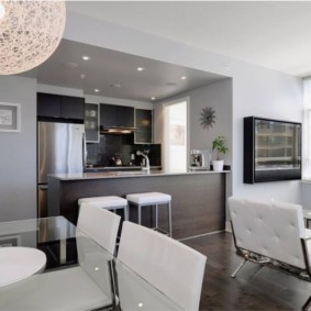 Glossy dining table surface