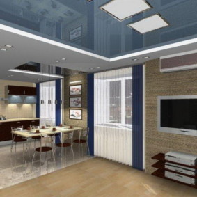 Teto extensível com superfície espelhada