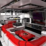 Punggung merah sofa dapur