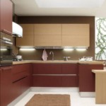 Covor maro pe podeaua bucătăriei