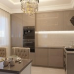 Hota inclinata pe peretele bucatariei