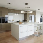 Insula de bucătărie albă