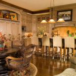 Chaises de cuisine en bois naturel