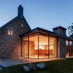 Φωτισμός καλοκαιρινής κουζίνας το βράδυ