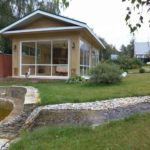 Καλοκαιρινό σαλόνι κουζίνας στο εξοχικό σπίτι