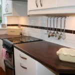 Porcelain dish on a brown countertop