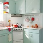 cuisine avec poêle dans le coin