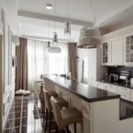 Encimeras negras de piedra artificial.