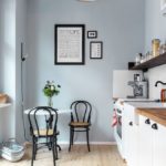 Дървени столове с огънати облегалки