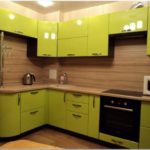 Ensemble moderne avec façades en acrylique