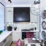 Hotte de cheminée dans le coin cuisine