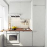 Casque linéaire avec façades blanches