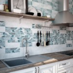 Combined tile laying with apron