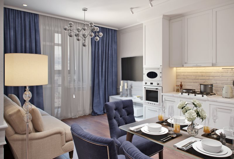 Langsir biru di pedalaman bilik dapur klasik