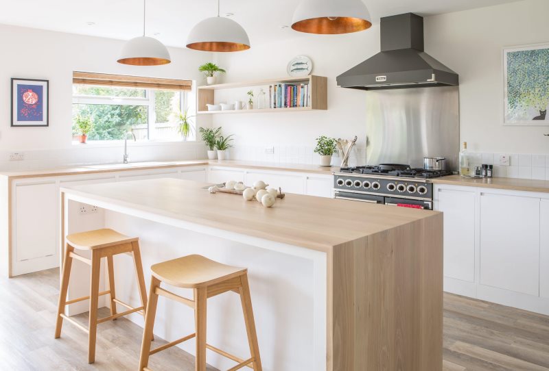 Iluminación minimalista de cocina