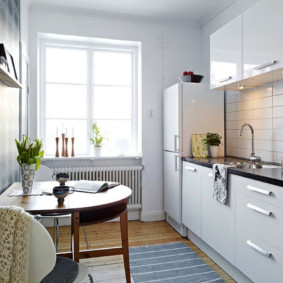 การออกแบบที่สะดวกของครัวขนาดเล็ก