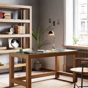 Muebles de madera de vigas para interior en estilo ecológico.