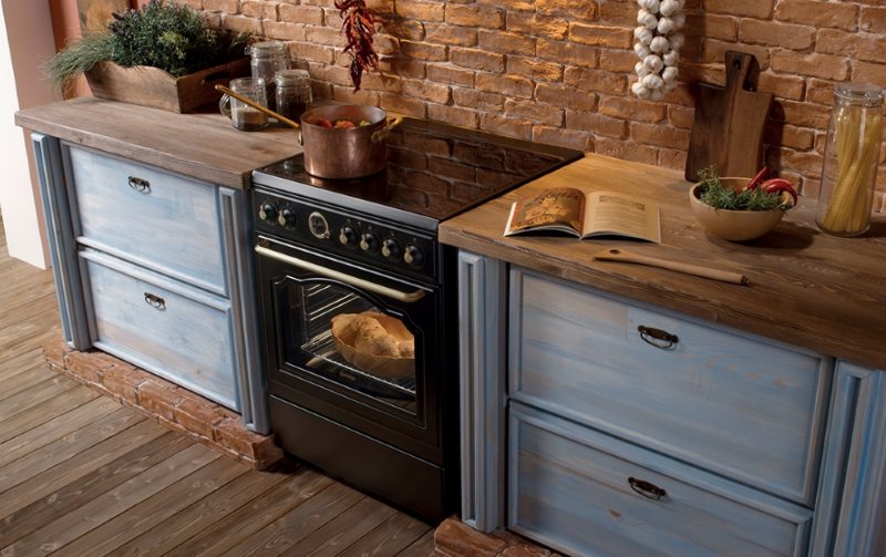 Τζάκι ποδιά πάνω από ηλεκτρική κουζίνα