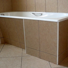 skrin dalam reka bentuk foto bilik mandi