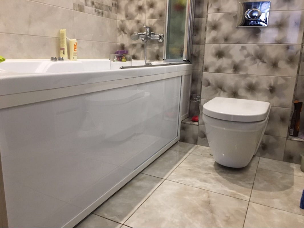 skrin dalam ruang foto bilik mandi