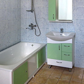 skrin di bilik mandi