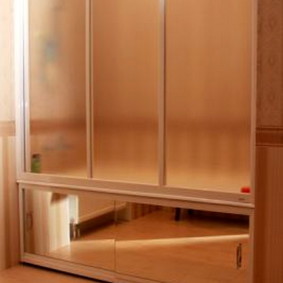 skrin dalam idea hiasan bilik mandi