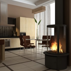 Kebakaran di dalam relau perapian logam