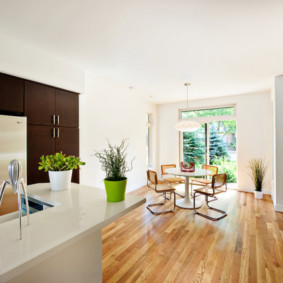 Wooden floor in a spacious kitchen