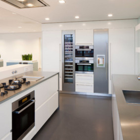 Metal countertops for kitchen units