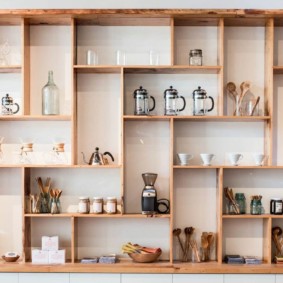 Prateleiras modulares com prateleiras abertas