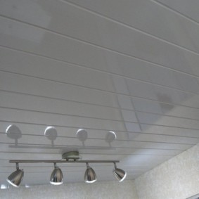 Luces de techo con soportes giratorios