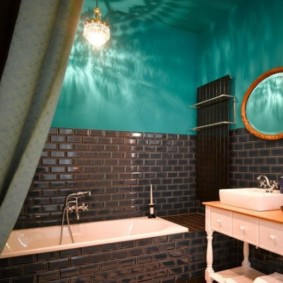 Gold-plated oval mirror