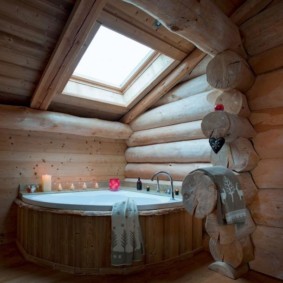 Square window over the corner bath