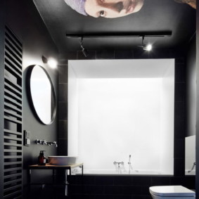Conception de toilettes en noir