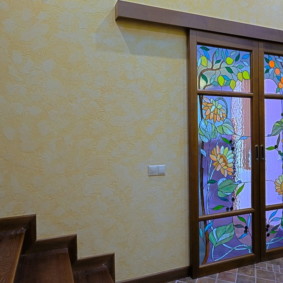 Puertas correderas con hermosas vidrieras