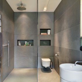 Đồ sứ màu xám