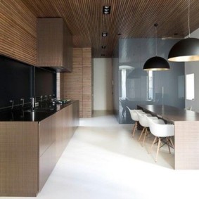 Minimalist spacious kitchen design