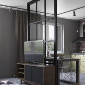 พาร์ทิชันตกแต่งบนกรอบโลหะ