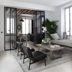 โต๊ะกาแฟไม้เนื้อแข็ง