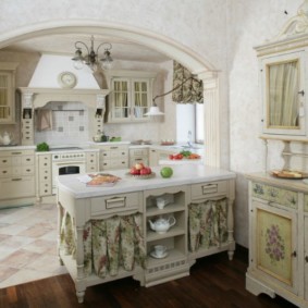 Леки селски мебели